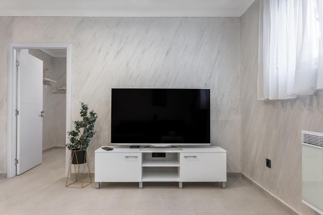 Joy Apartments Zemun,Beograd Esterno foto